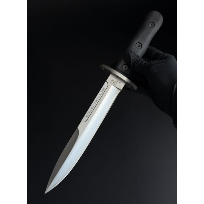 Outdoor нож KN1202 сталь D2 с чехлом и подвесом
