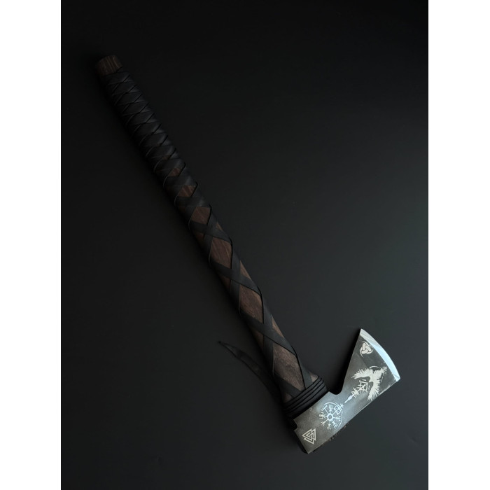 Топор ручной работы кованый "Ворон 2" Gorillas BBQ TR72