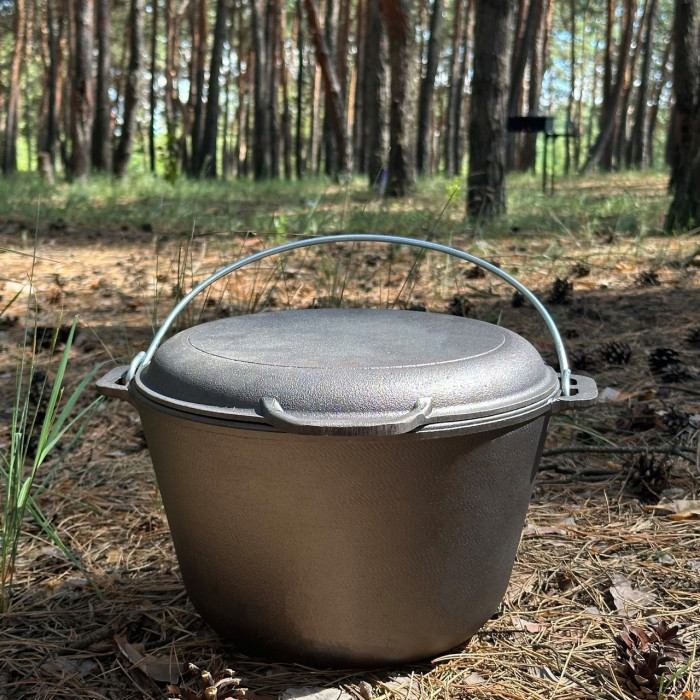 Казан туристический KZ4 чугунный с крышкой-сковородой 10 л