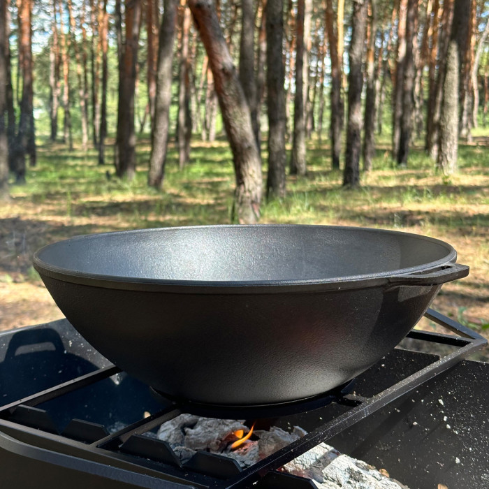 Сковорода KZ8 чугунная с крышкой 8 л