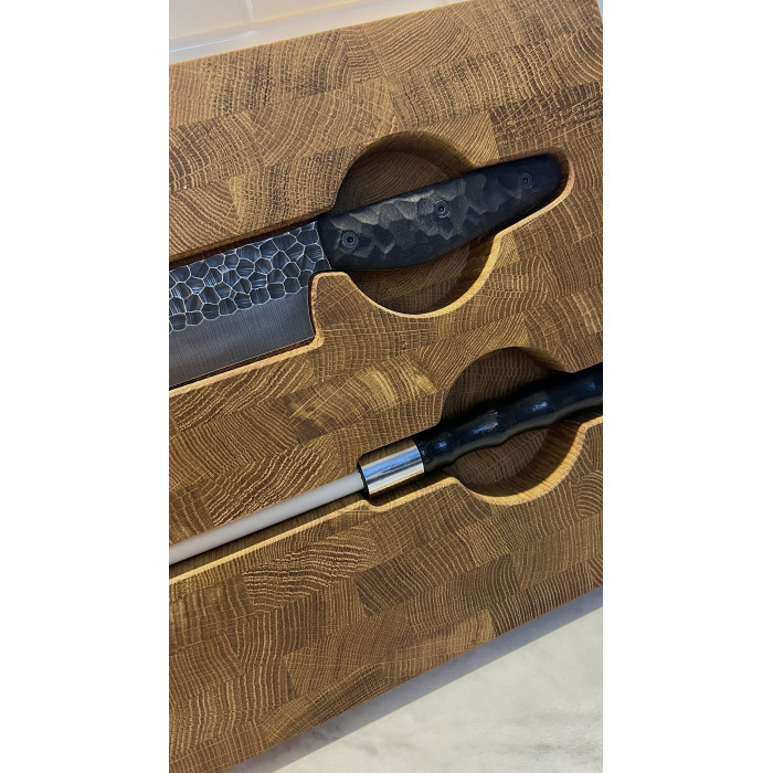 Набор кухонный торцевая разделочная доска с кухонным ножом Шеф и мусатом Gorillas BBQ DS36