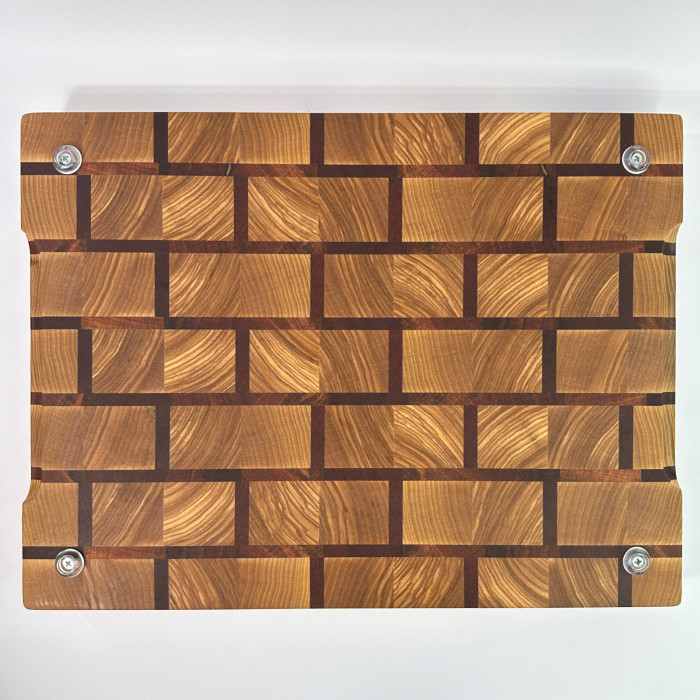 Доска разделочная торцевая профессиональная Gorillas BBQ DS24