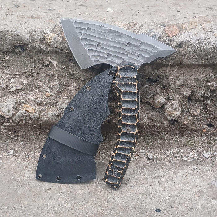 Топор туристический TR47