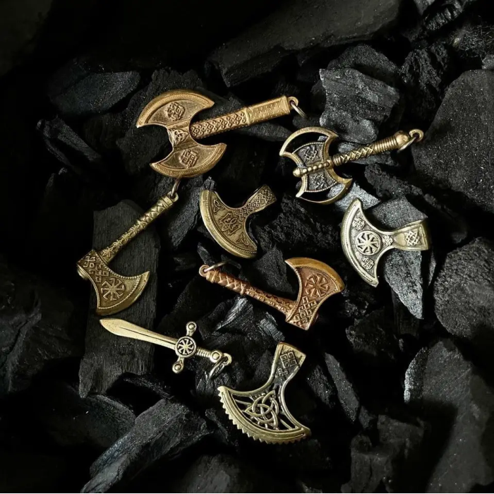 Подвески брелоки кулоны из латуни Gorillas Accessories