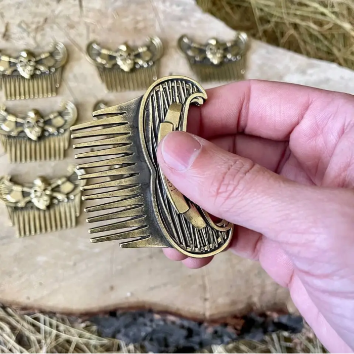 Расческа для бороды из латуни БОРОДАЧ Gorillas Accessories GR1