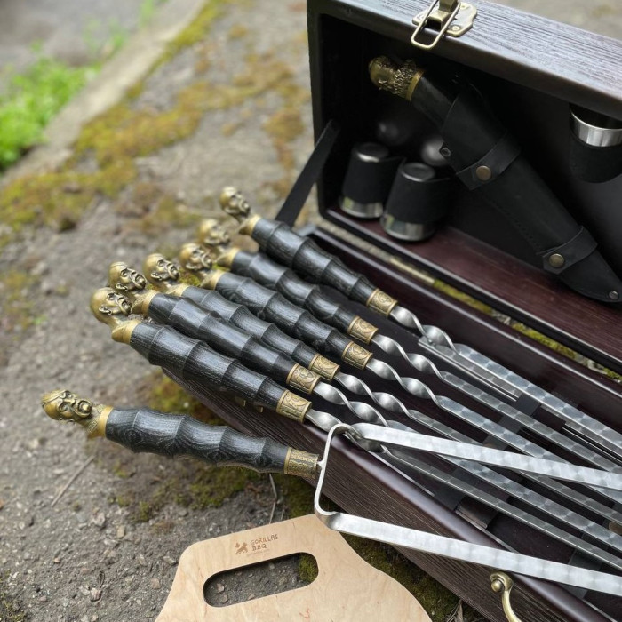 Комплект шампуров в деревянной коробке Казак BS84 Gorillas BBQ