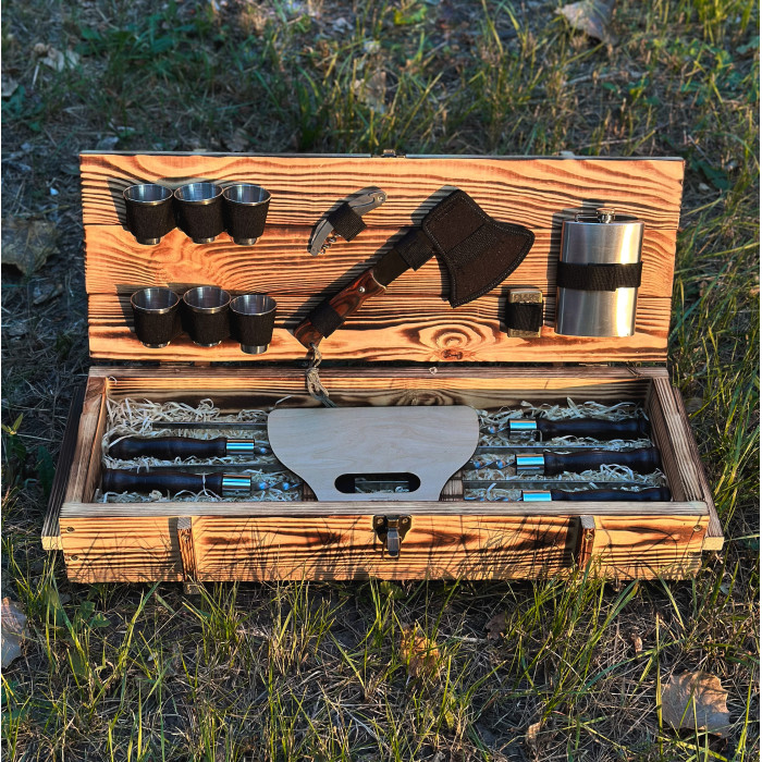 Набор для пикника с шампурами в деревянной коробке Витязь BS79 Gorillas BBQ