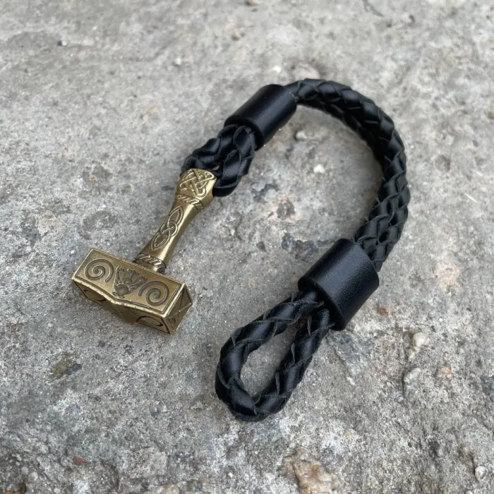 Мужской кожаный браслет МОЛОТ ТОРА №2 ручной работы Gorillas Accessories GR8