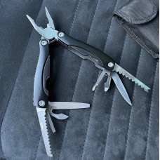 Мультитул Jeep набор инструментов 9 в 1 черный