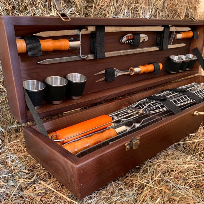 Набор для шашлыка в деревянном кейсе Косуля BS14