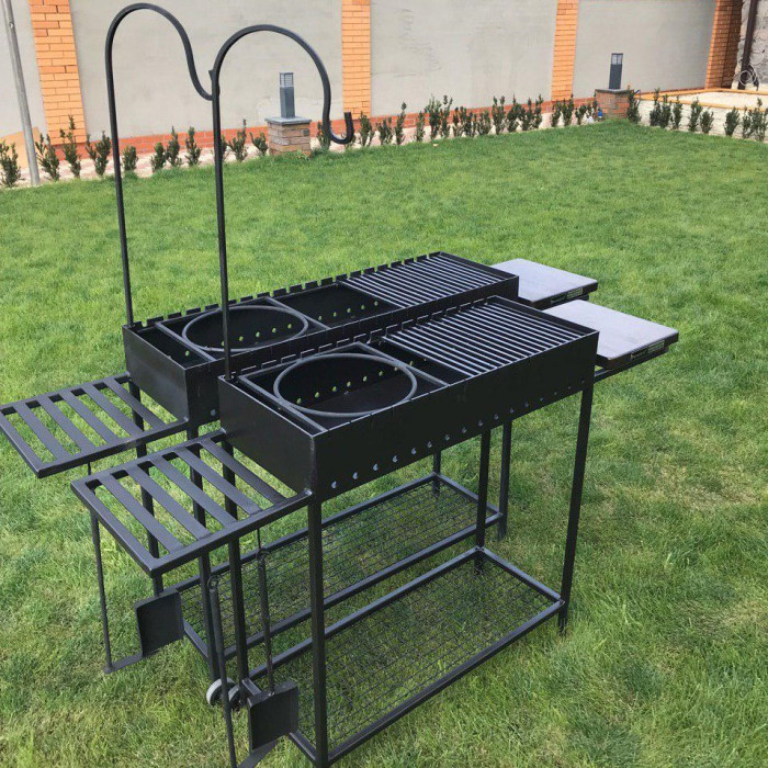 Стационарный мангал для шашлыка СТАНДАРТ на колесах на 19 шампуров 1000мм.