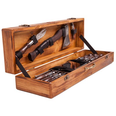 A set of skewers LYNX in a wooden case
