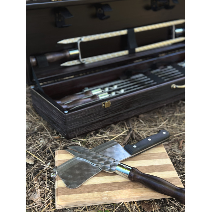 Набор для шашлыка в деревянном кейсе Тигр BS19