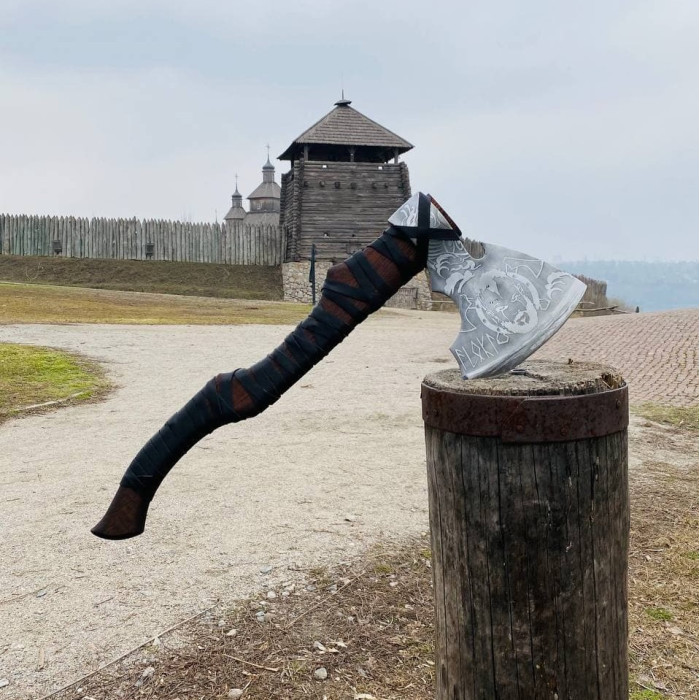 Топор ВАЛЬХАЛЛА Gorillas BBQ TR9